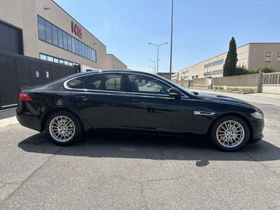 Jaguar XF 2.0 D 180 CV Portfolio (7)