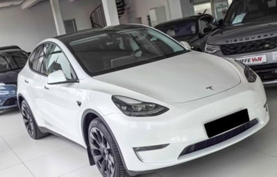 Tesla Model Y Long Range awd (3)