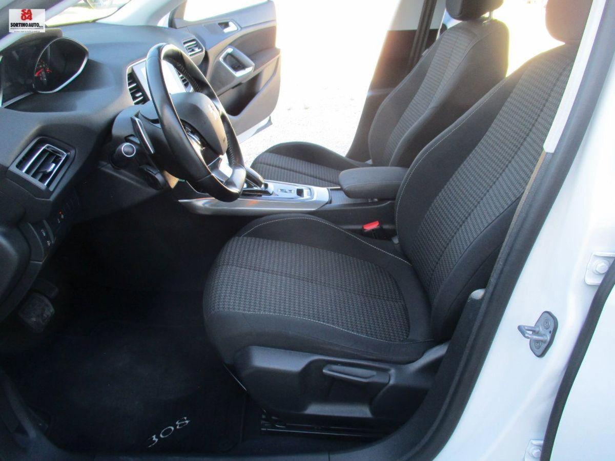 Peugeot 308 SW BlueHDi 130 S&S EAT8 GT Line (13)
