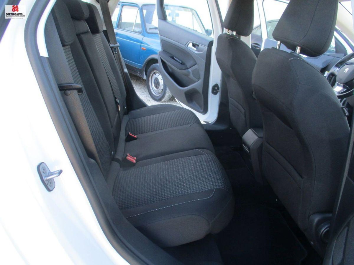 Peugeot 308 SW BlueHDi 130 S&S EAT8 GT Line (16)