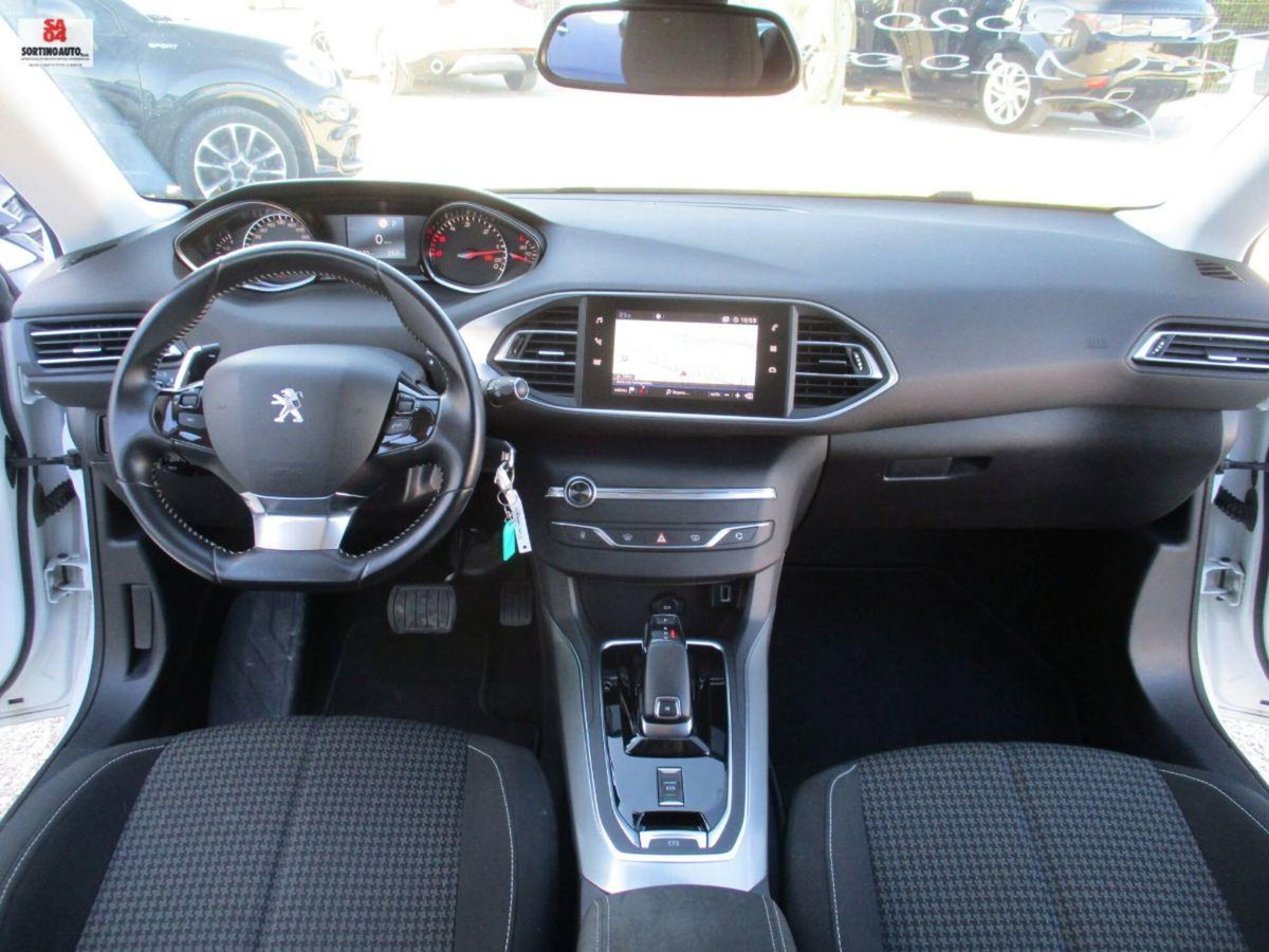 Peugeot 308 SW BlueHDi 130 S&S EAT8 GT Line (8)