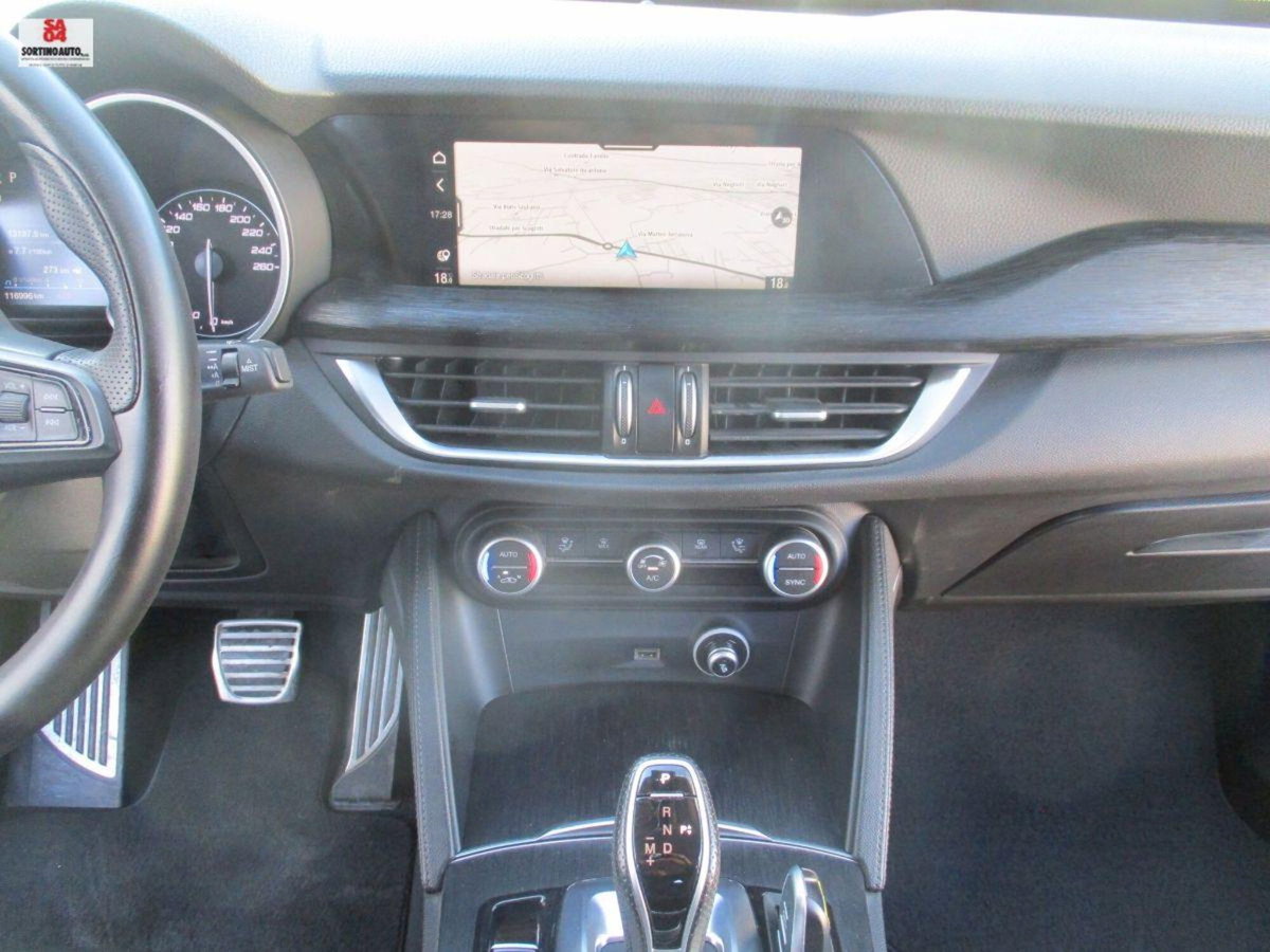 Alfa Romeo Stelvio Stelvio 2.2 Turbodiesel 190 CV AT8 RWD Sprint (10)