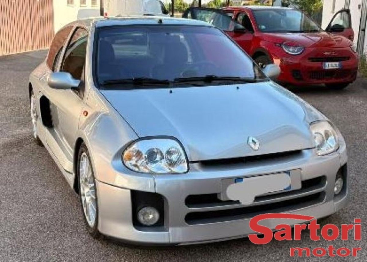 Renault Clio 3.0 V6 24V cat 3 porte Renault Sport