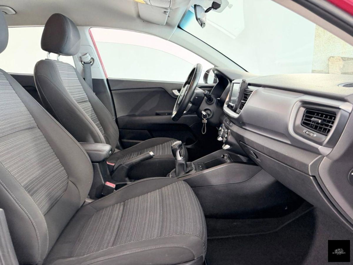 Kia Stonic 1.4 MPI EcoGPL Style (5)