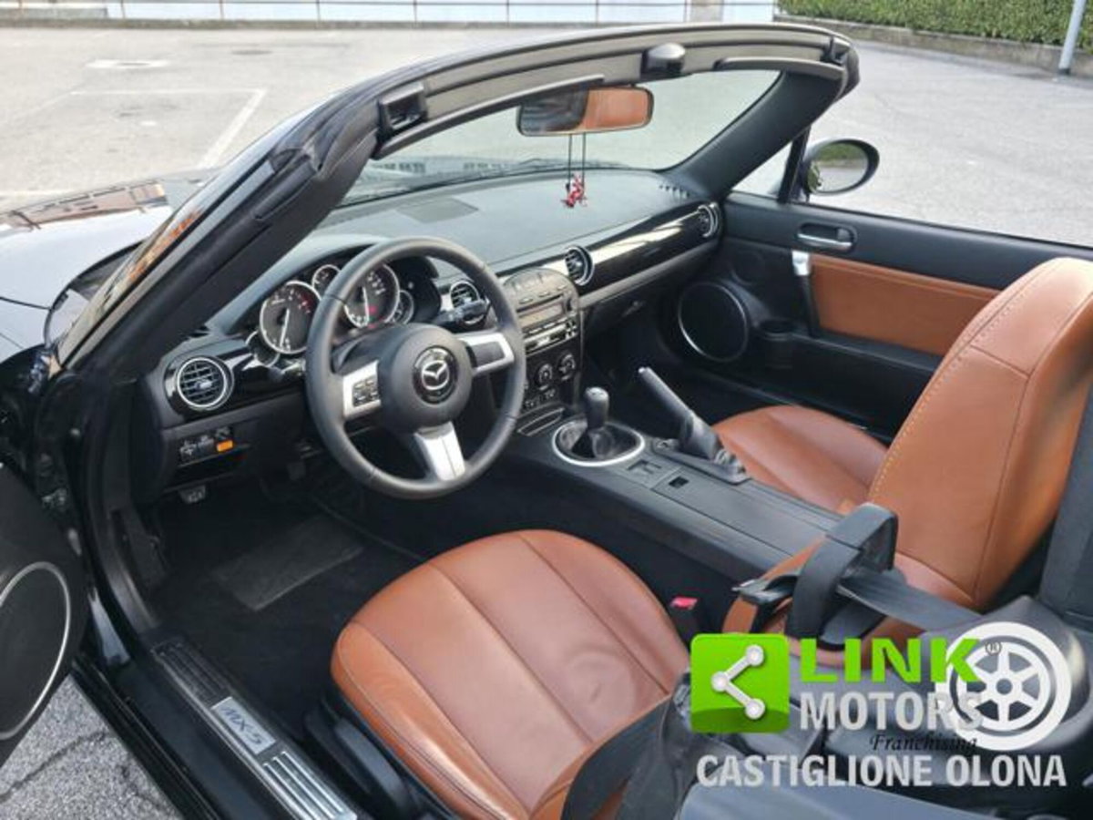 Mazda MX-5 Roadster 1.8L Fire (3)