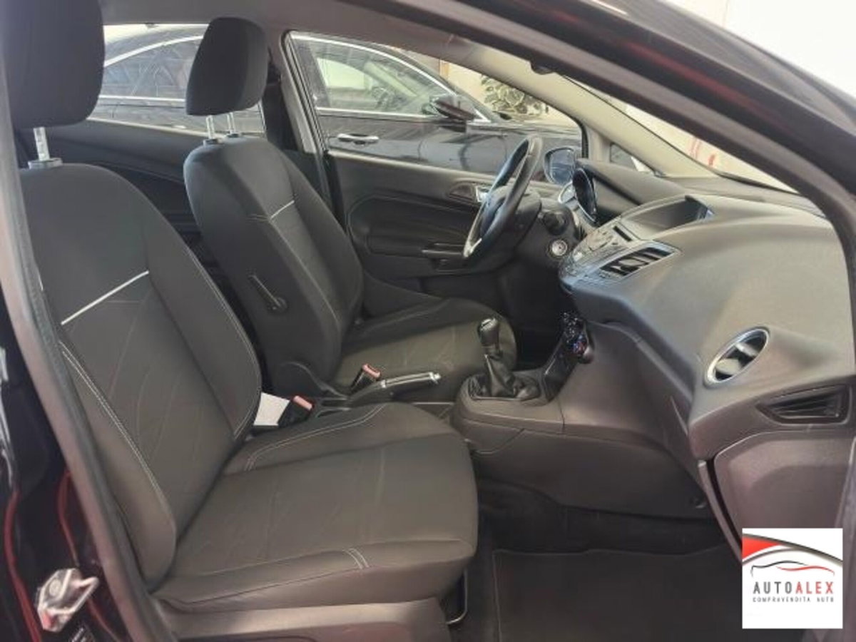 Ford Fiesta 1.5 TDCi 95CV 5 porte ECOnetic (7)