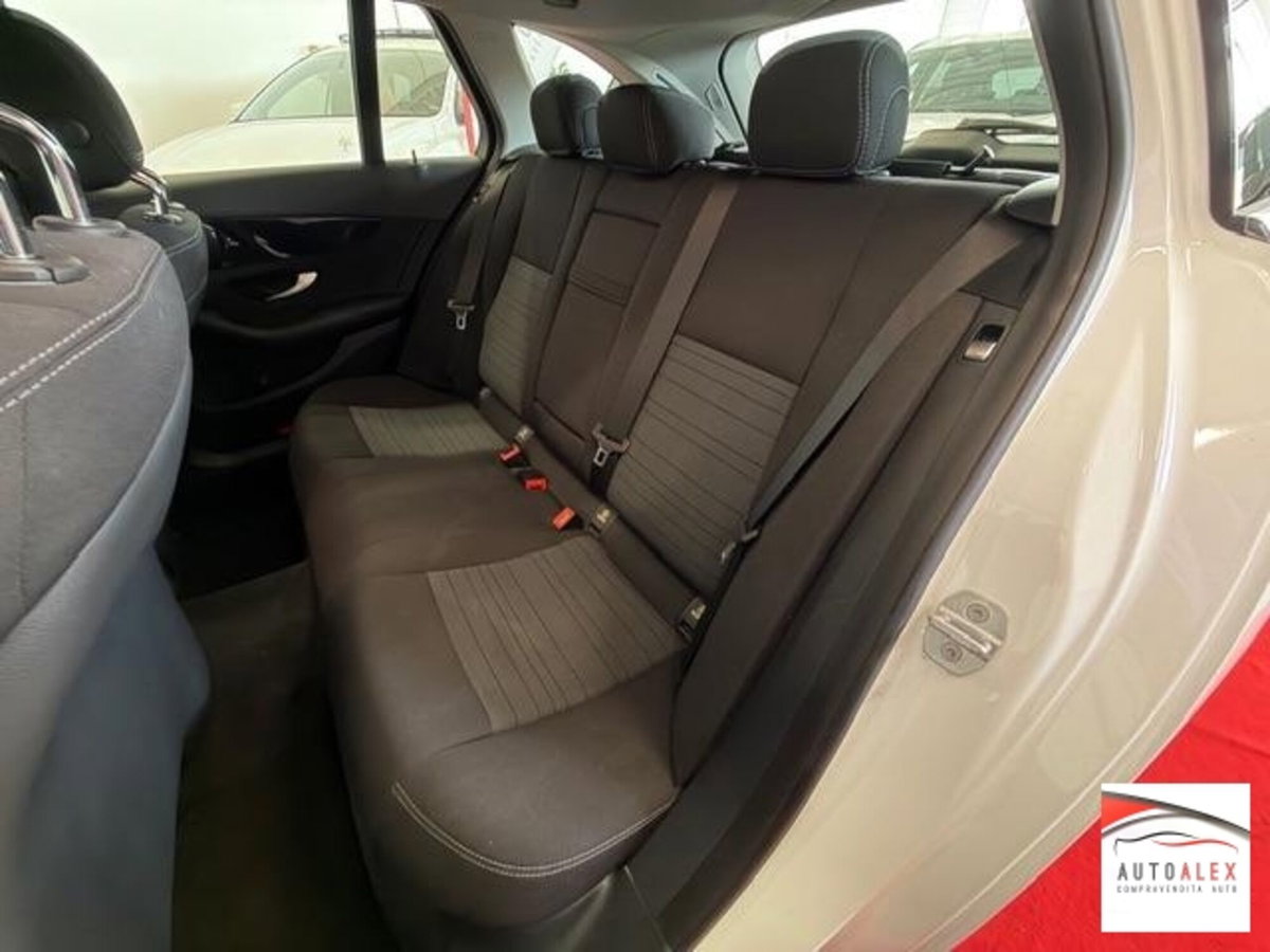 Mercedes-Benz Classe C Station Wagon 220 d 4Matic Auto Premium (18)