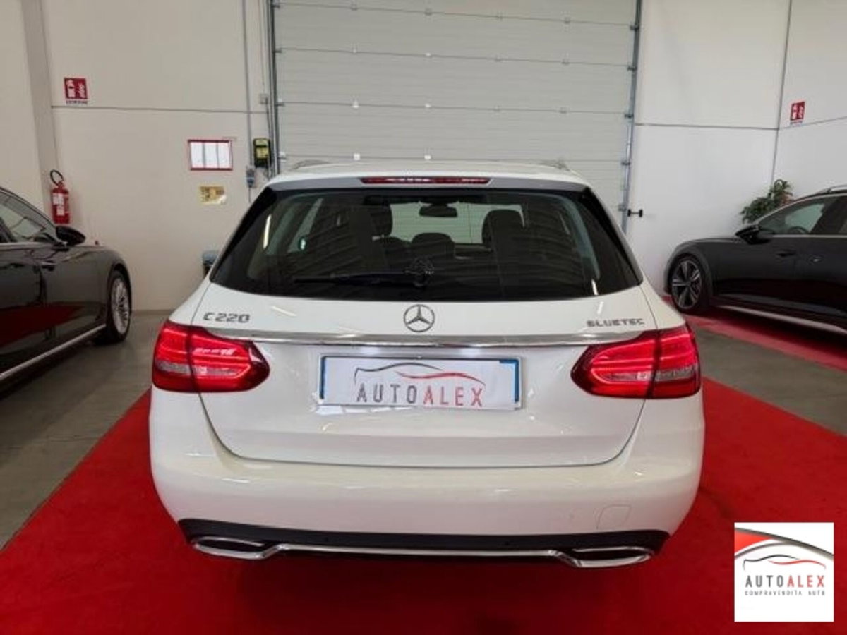 Mercedes-Benz Classe C Station Wagon 220 d 4Matic Auto Premium (5)