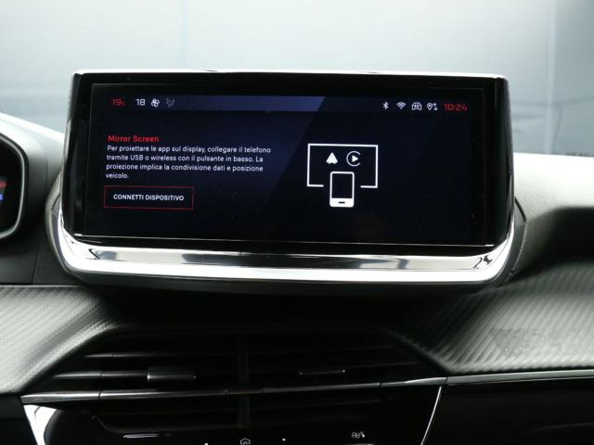 Peugeot 2008 PureTech 100 S&S Allure (10)