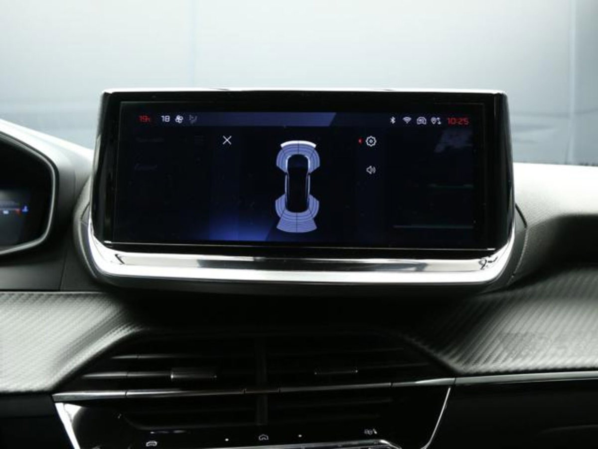 Peugeot 2008 PureTech 100 S&S Allure (11)