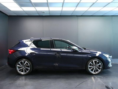 SEAT Leon 1.5 eTSI 150 CV DSG FR (6)