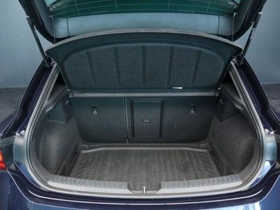 SEAT Leon 1.5 eTSI 150 CV DSG FR (7)