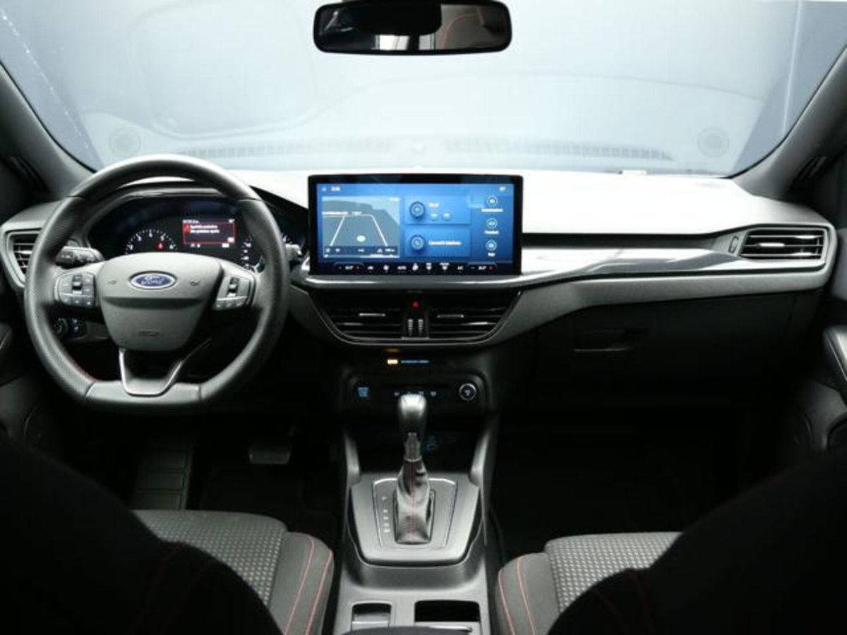 Ford Focus Station Wagon 1.0 EcoBoost Hybrid 125 CV Powershift SW ST-Line Style (11)