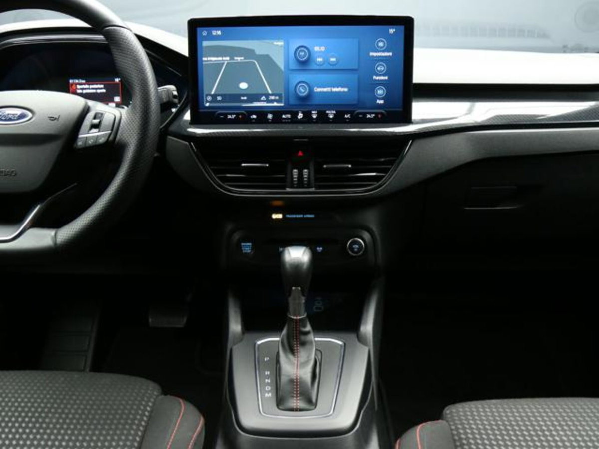 Ford Focus Station Wagon 1.0 EcoBoost Hybrid 125 CV Powershift SW ST-Line Style (12)