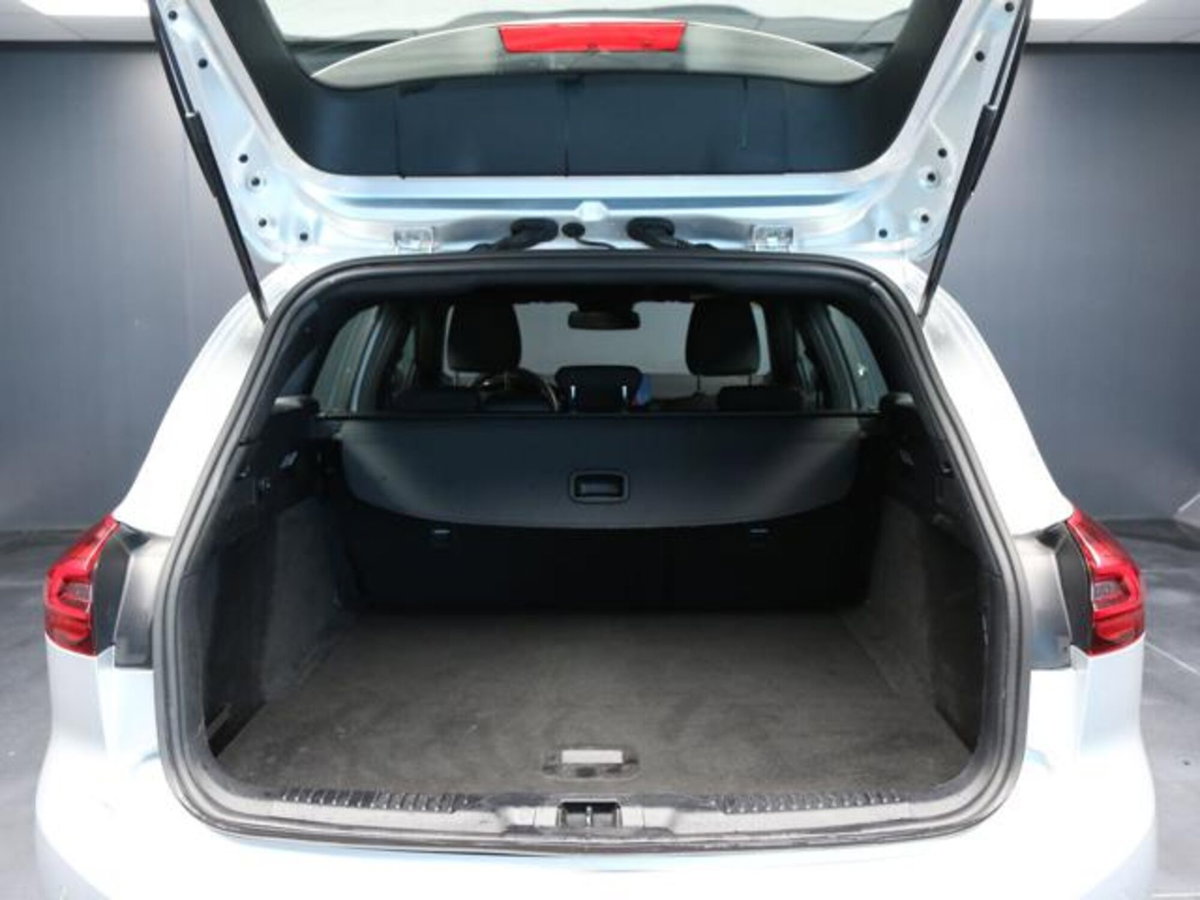 Ford Focus Station Wagon 1.0 EcoBoost Hybrid 125 CV Powershift SW ST-Line Style (7)
