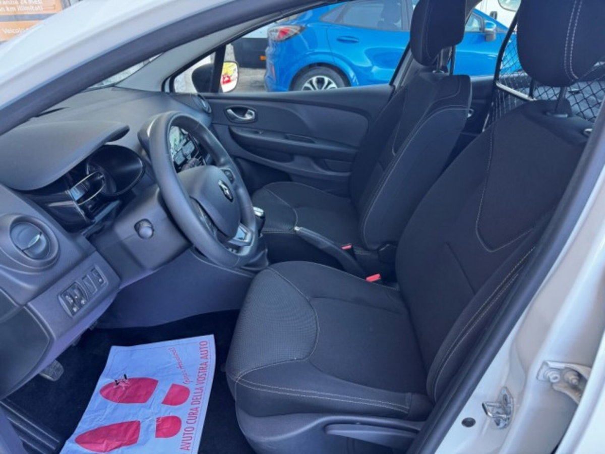 Renault Clio SporTour 1.5 dCi 75CV SporTour Dynamique Autocarro (16)
