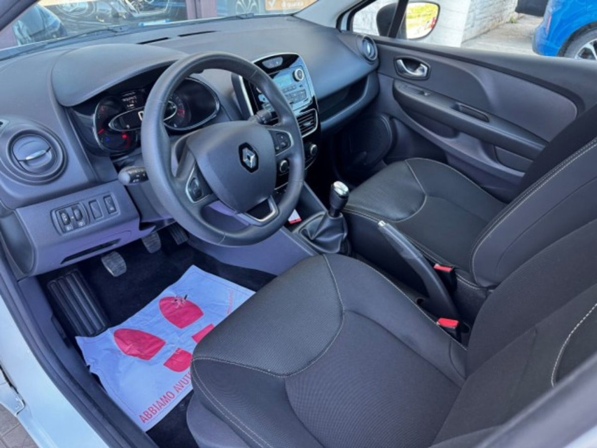 Renault Clio SporTour 1.5 dCi 75CV SporTour Dynamique Autocarro (17)
