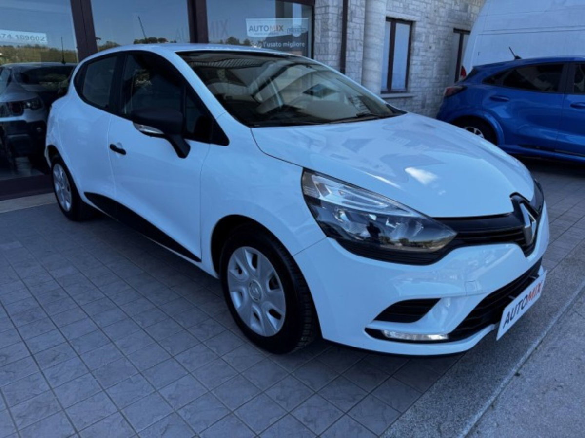Renault Clio SporTour 1.5 dCi 75CV SporTour Dynamique Autocarro (5)