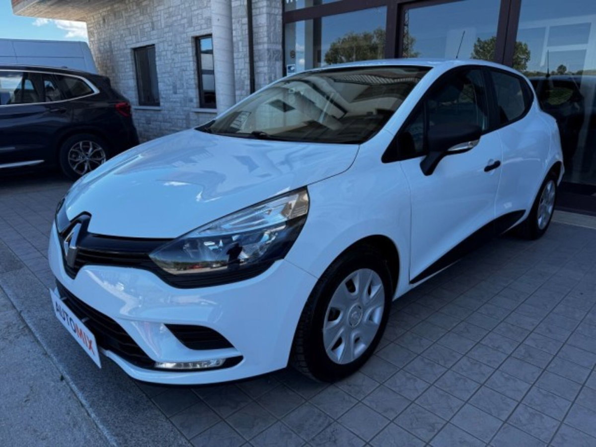 Renault Clio SporTour 1.5 dCi 75CV SporTour Dynamique Autocarro (7)