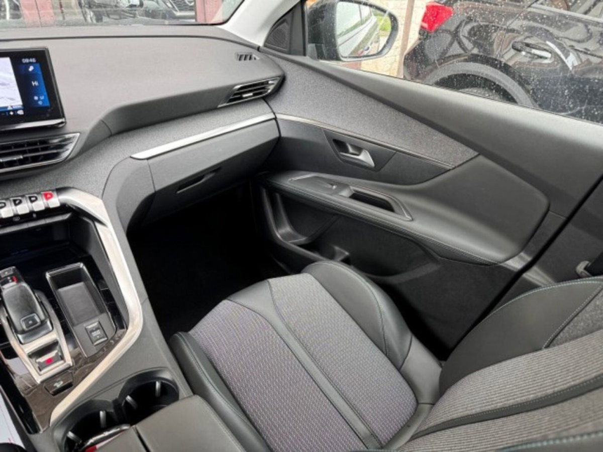 Peugeot 3008 BlueHDi 130 S&S EAT8 Allure Pack (19)