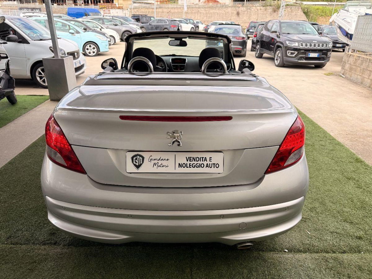 Peugeot 207 Cabrio 8V HDi 112CV CC Féline (5)