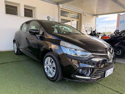 Renault Clio dCi 8V 75 CV Start&Stop 5 porte Energy Intens (3)