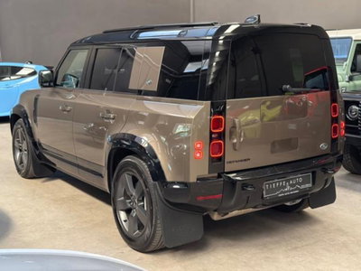 Land Rover Defender 110 3.0 l6 400 CV AWD Auto X-Dynamic S (6)