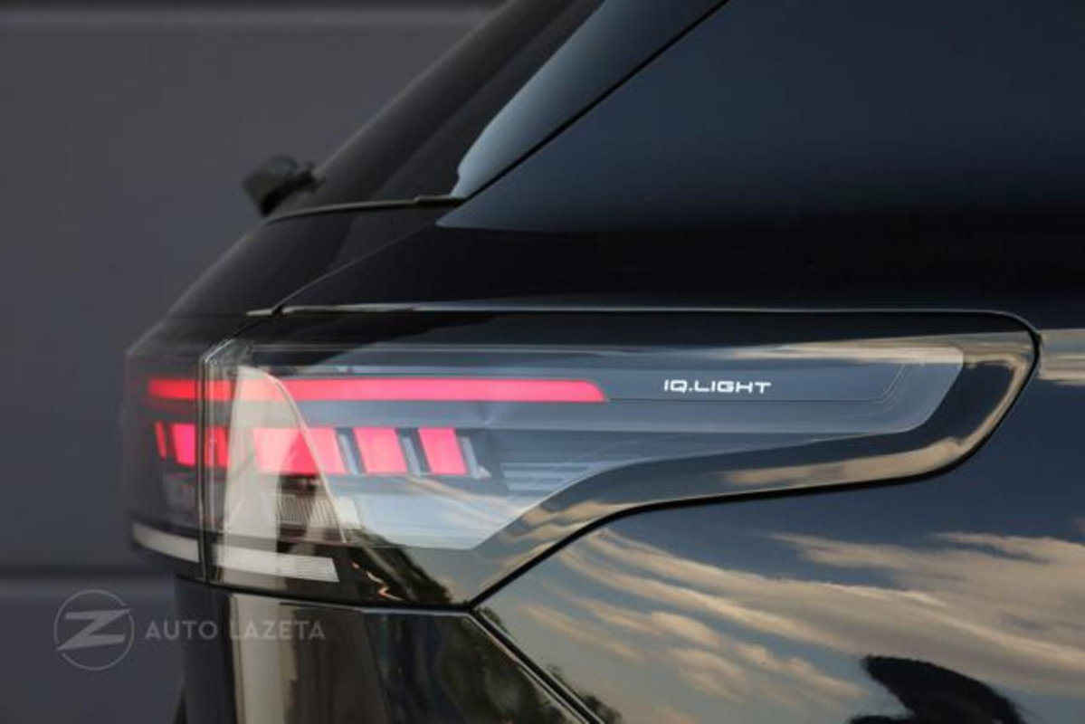 Volkswagen Tiguan 2.0 tdi R-Line 150cv dsg (18)