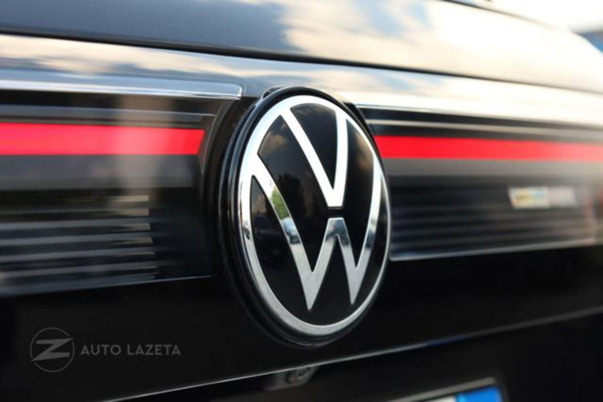 Volkswagen Tiguan 2.0 tdi R-Line 150cv dsg (20)