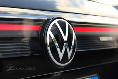 Volkswagen Tiguan Allspace 2.0 tdi R-Line 150cv dsg (20)