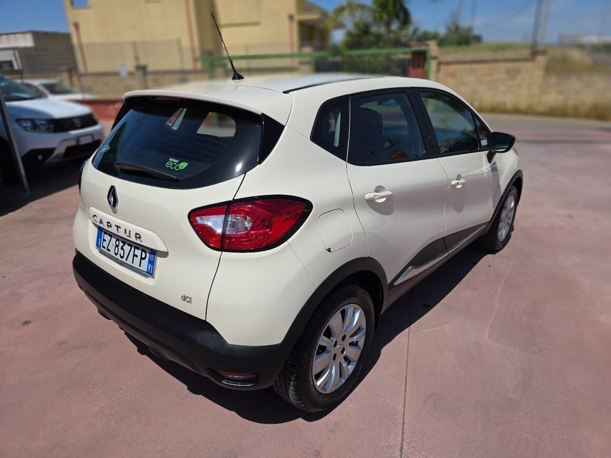 Renault Captur 1.5 dCi 8V 90 CV Start&Stop Live (10)