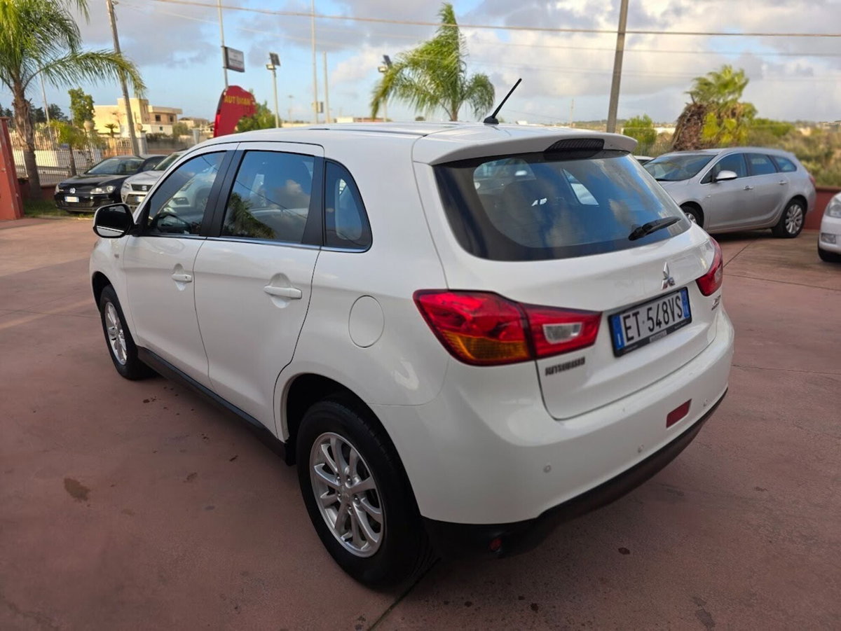 Mitsubishi ASX 1.8 DI-D 116 CV 2WD Invite (10)