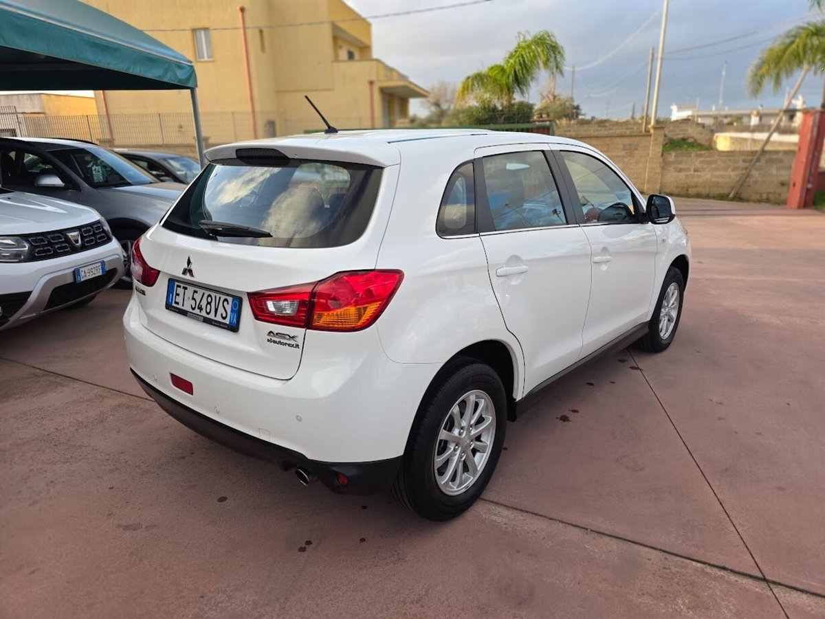 Mitsubishi ASX 1.8 DI-D 116 CV 2WD Invite (12)
