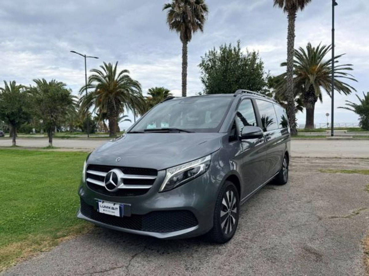 Mercedes-Benz Classe V 220 d Automatic 4Matic Executive Long (2)