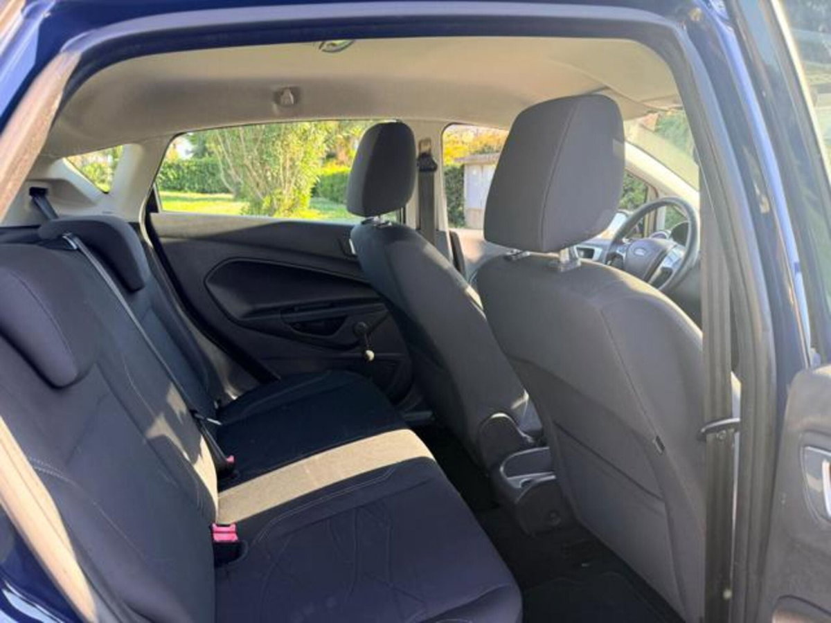 Ford Fiesta Plus 1.5 TDCi 75CV 5 porte (12)