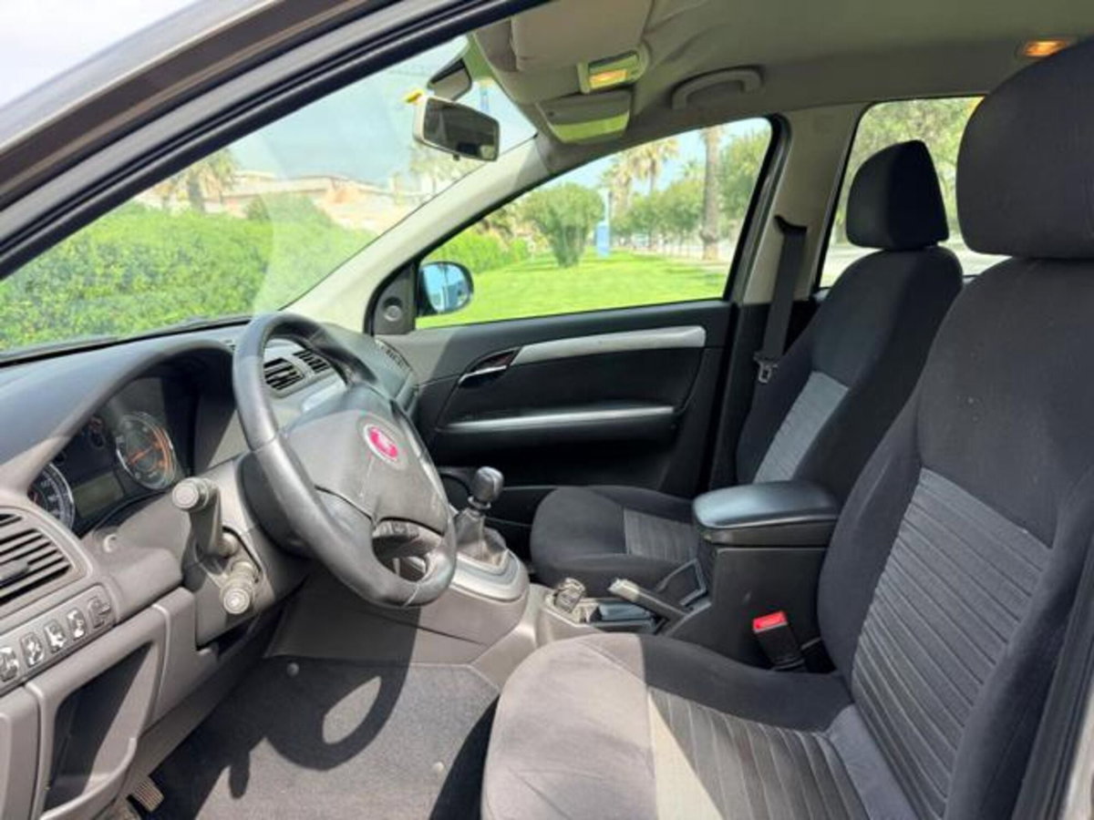 Fiat Croma 1.9 Multijet Dynamic (10)