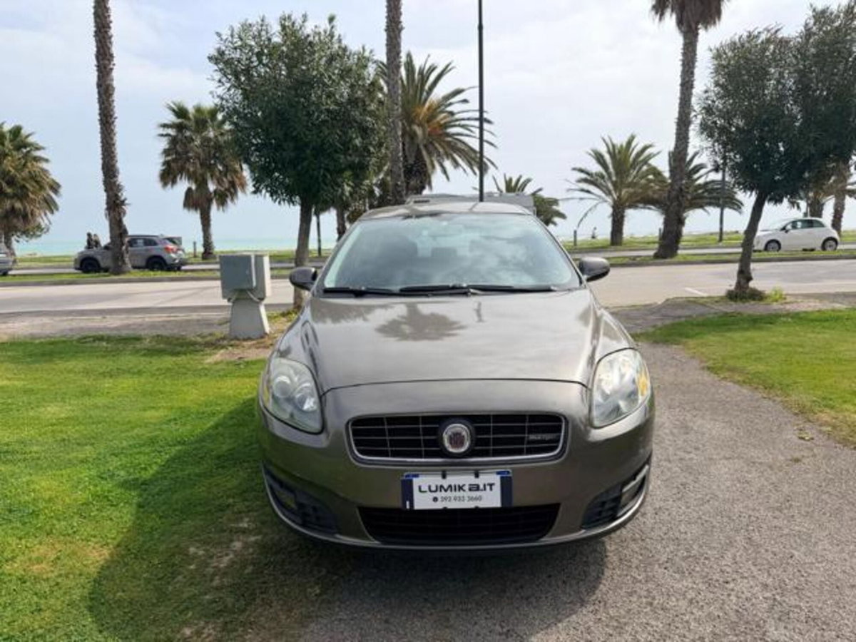 Fiat Croma 1.9 Multijet Dynamic (3)