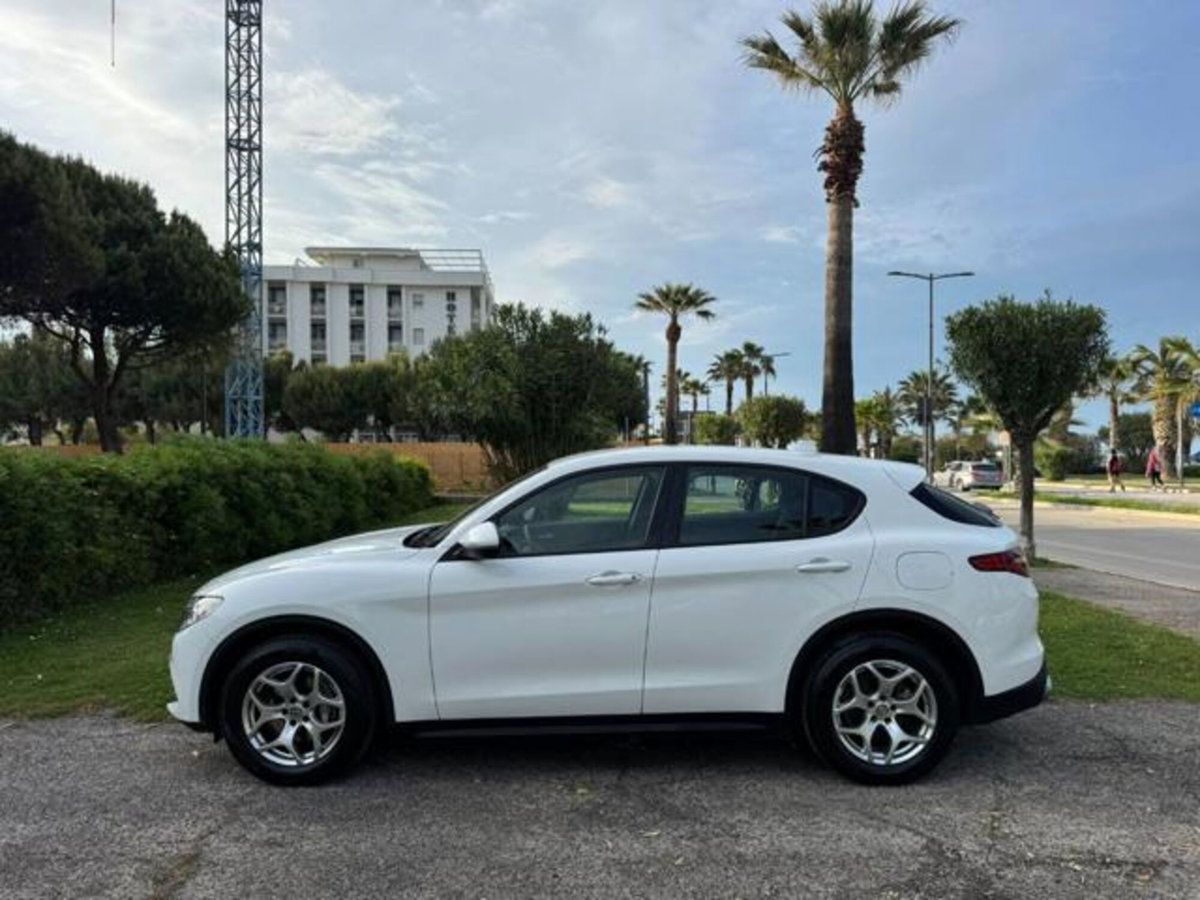 Alfa Romeo Stelvio Stelvio 2.2 Turbodiesel 190 CV AT8 Q4 Super Business (7)