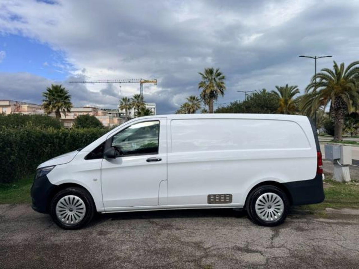 Mercedes-Benz Vito 2.2 114 CDI 4x4 PL Furgone Extra-Long (7)