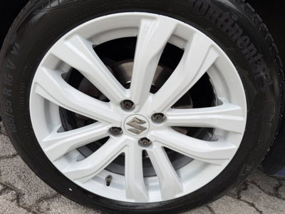 Suzuki Swift 1.2 VVT 5 porte B-Cool Bi-Color (15)