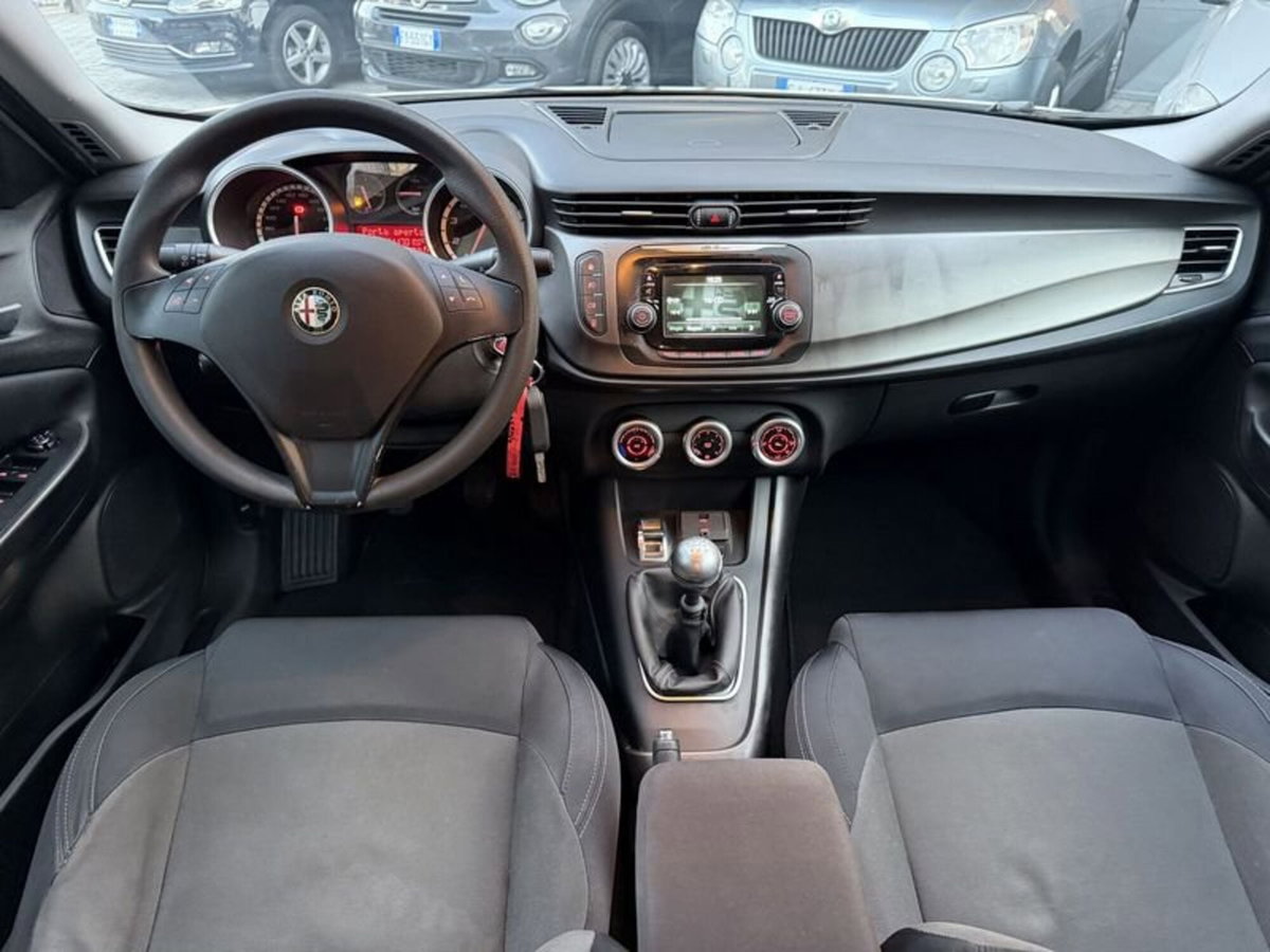 Alfa Romeo Giulietta 1.4 tb Progression 105cv E6 (14)