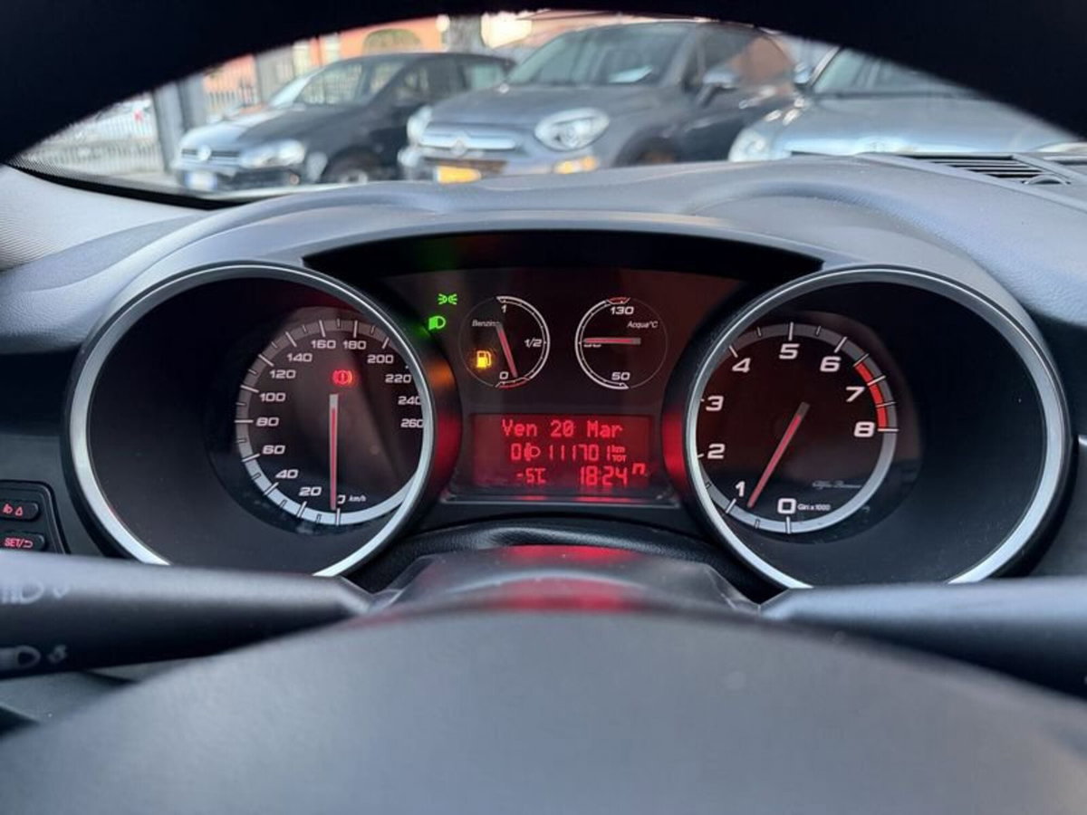 Alfa Romeo Giulietta 1.4 tb Progression 105cv E6 (16)