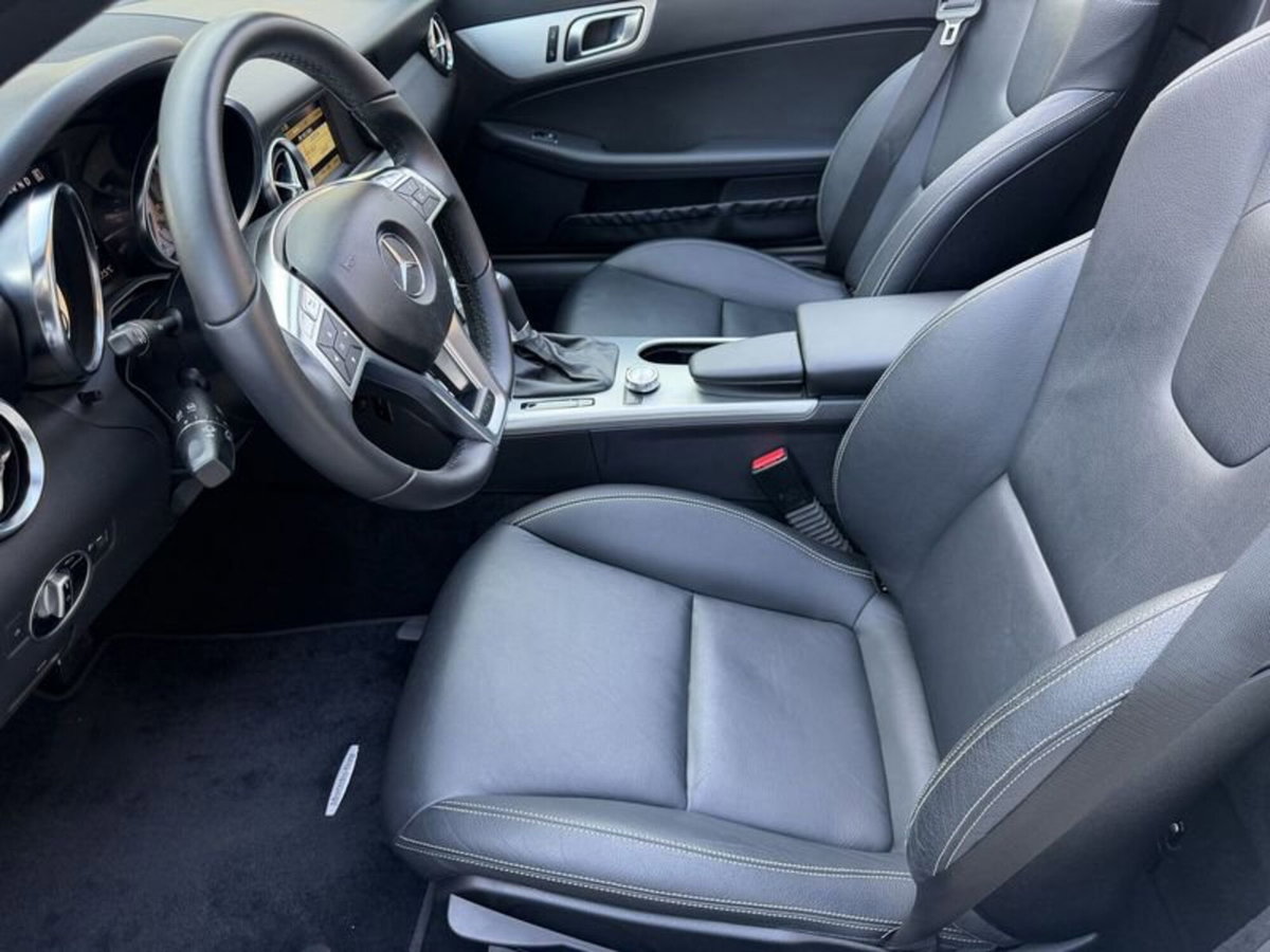Mercedes-Benz SLK 200 CGI Sport (10)
