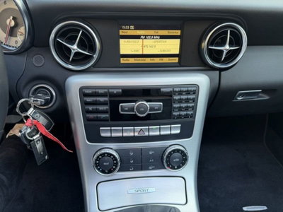 Mercedes-Benz SLK 200 CGI Sport (12)
