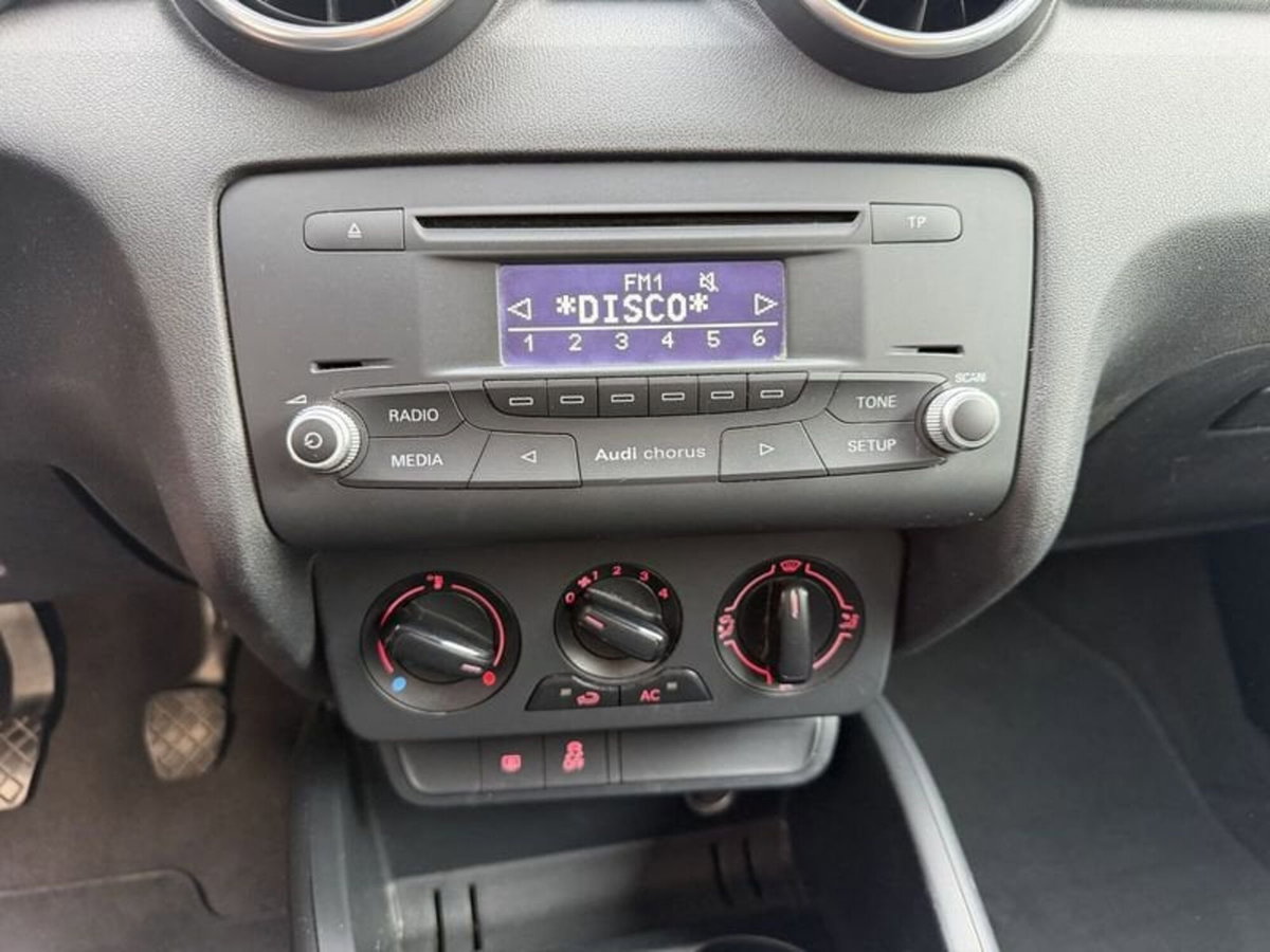 Audi A1 1.2 TFSI Ambition (9)