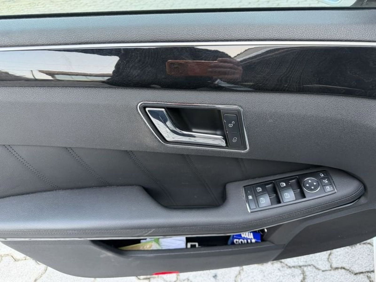 Mercedes-Benz Classe E Station Wagon 350 CDI BlueEFFICIENCY Avantgarde (11)