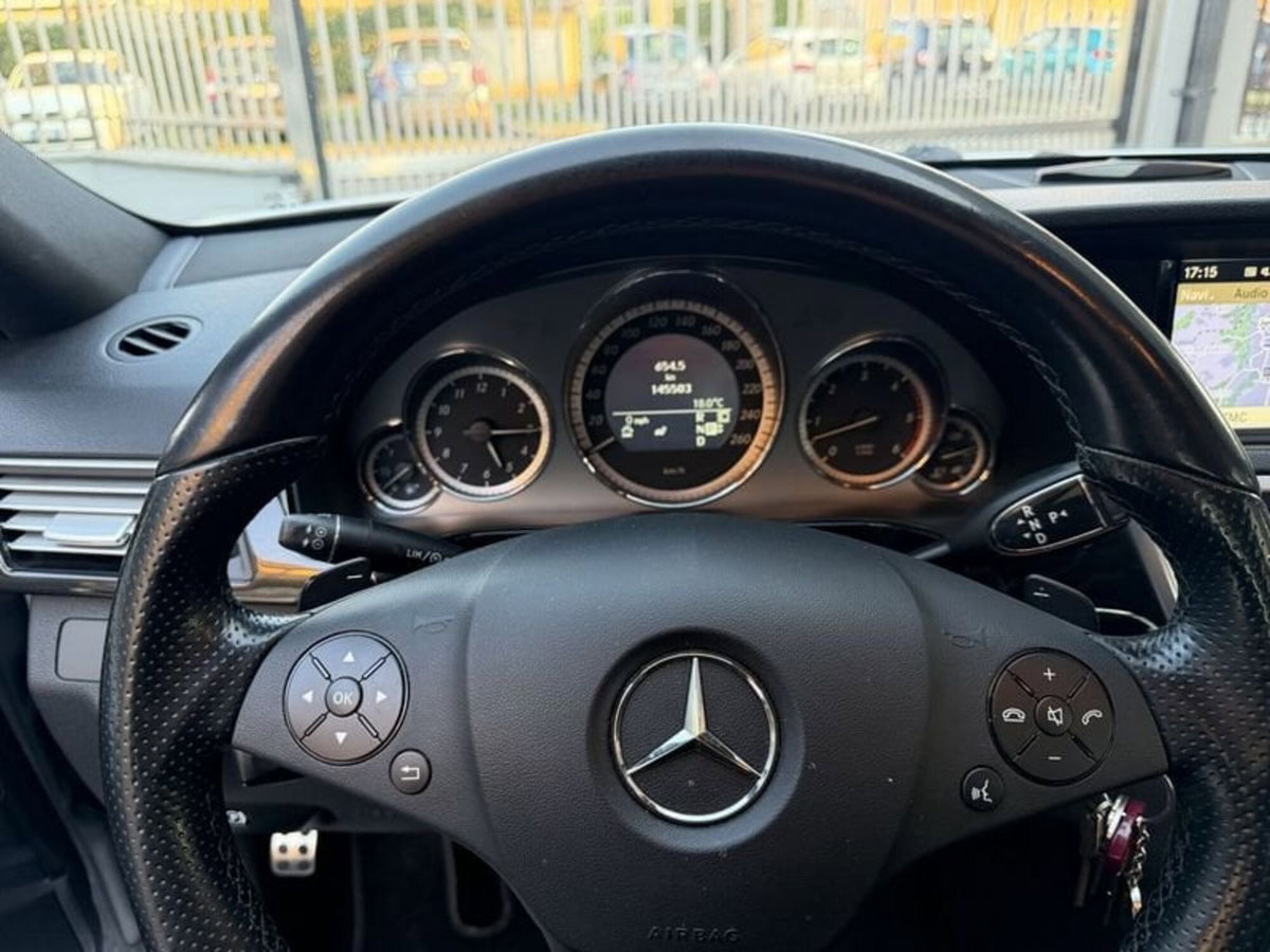 Mercedes-Benz Classe E Station Wagon 350 CDI BlueEFFICIENCY Avantgarde (17)