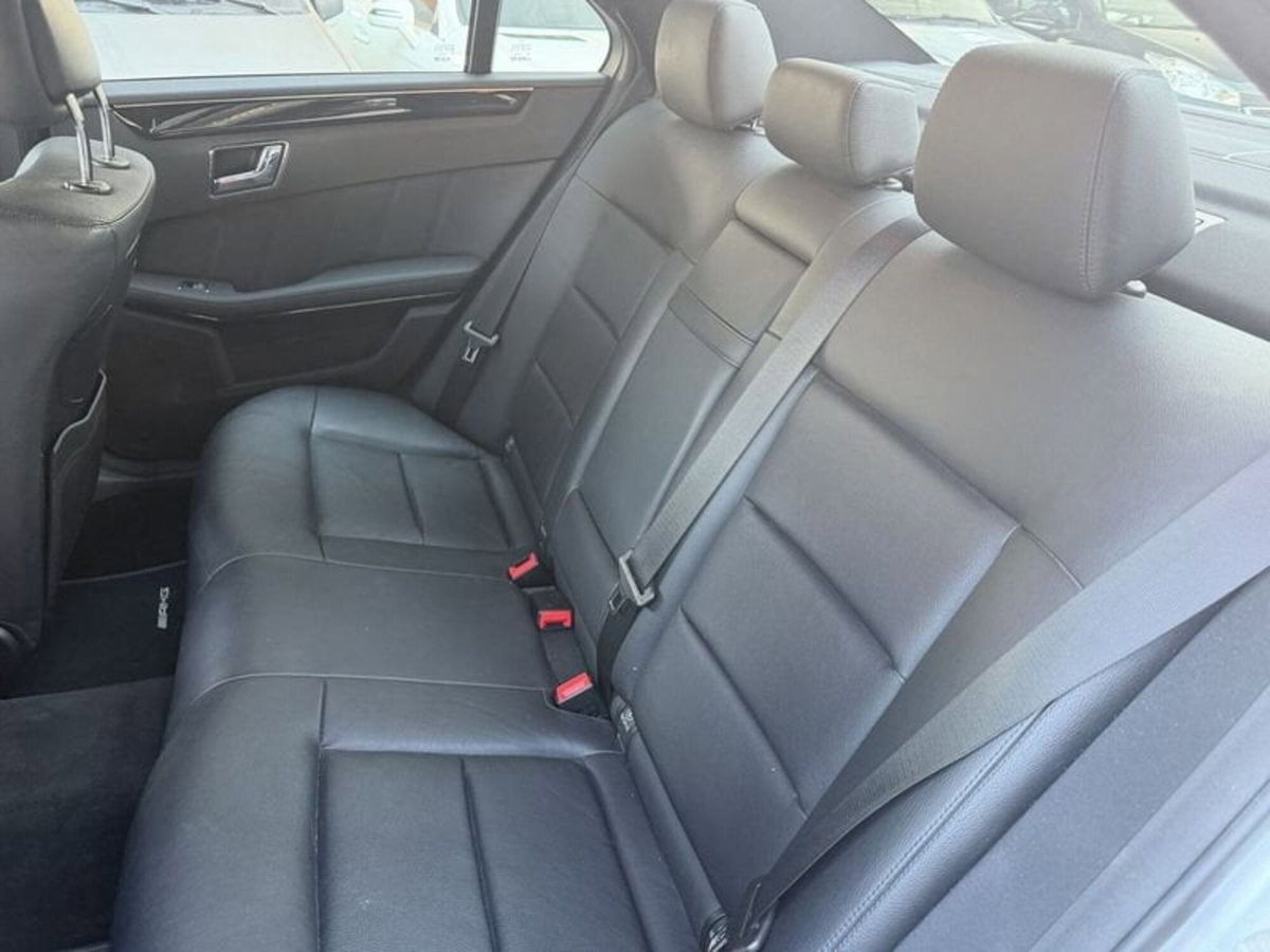 Mercedes-Benz Classe E Station Wagon 350 CDI BlueEFFICIENCY Avantgarde (8)