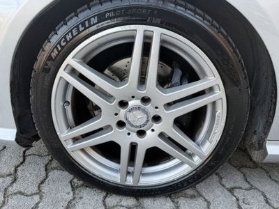 Mercedes-Benz Classe E Station Wagon 350 CDI BlueEFFICIENCY Avantgarde (9)