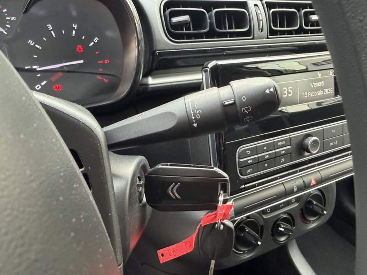 Citroen C3 PureTech 82 Shine (17)